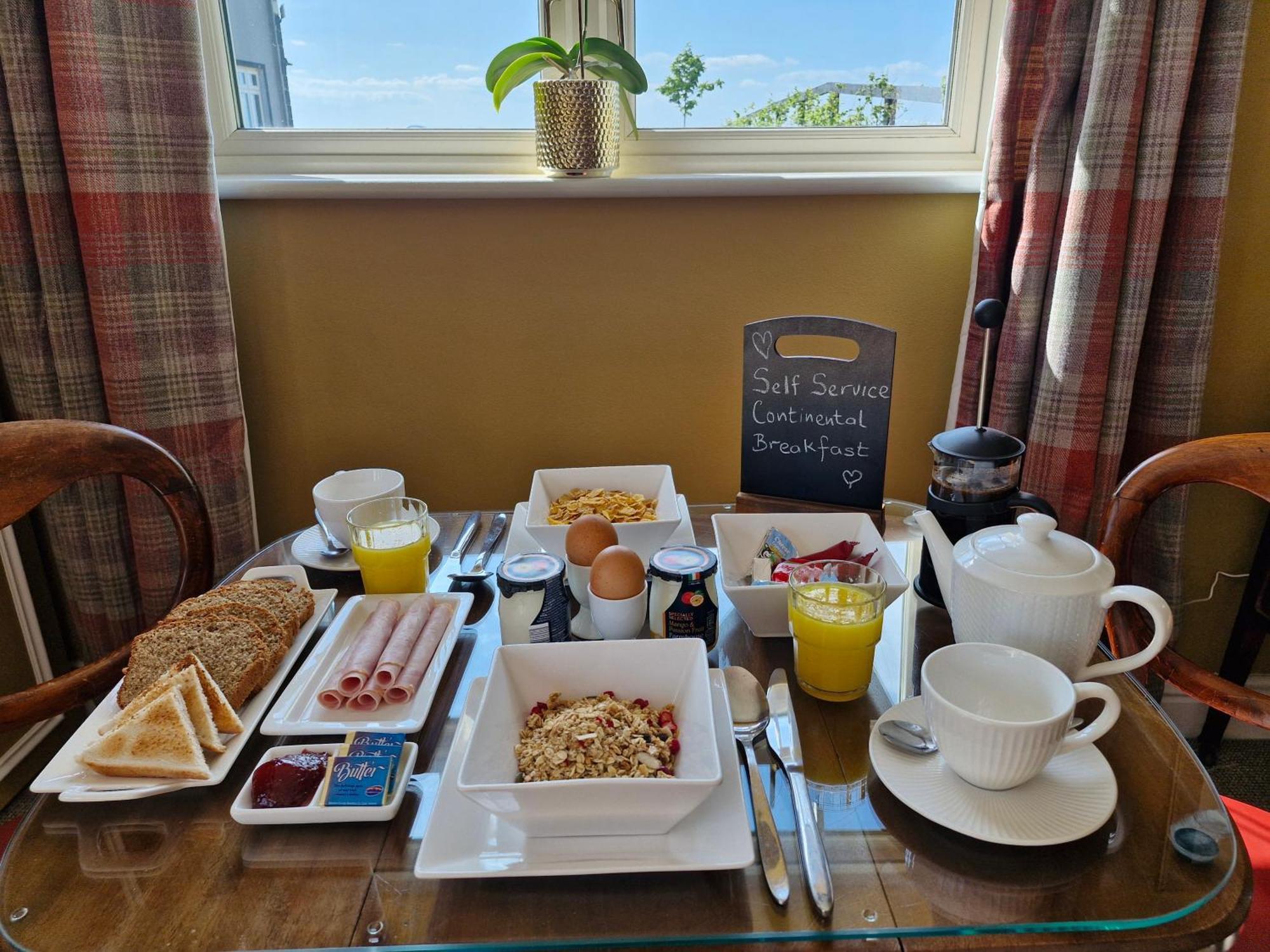 The Brown Hen Guest Accommodation 밴던 외부 사진