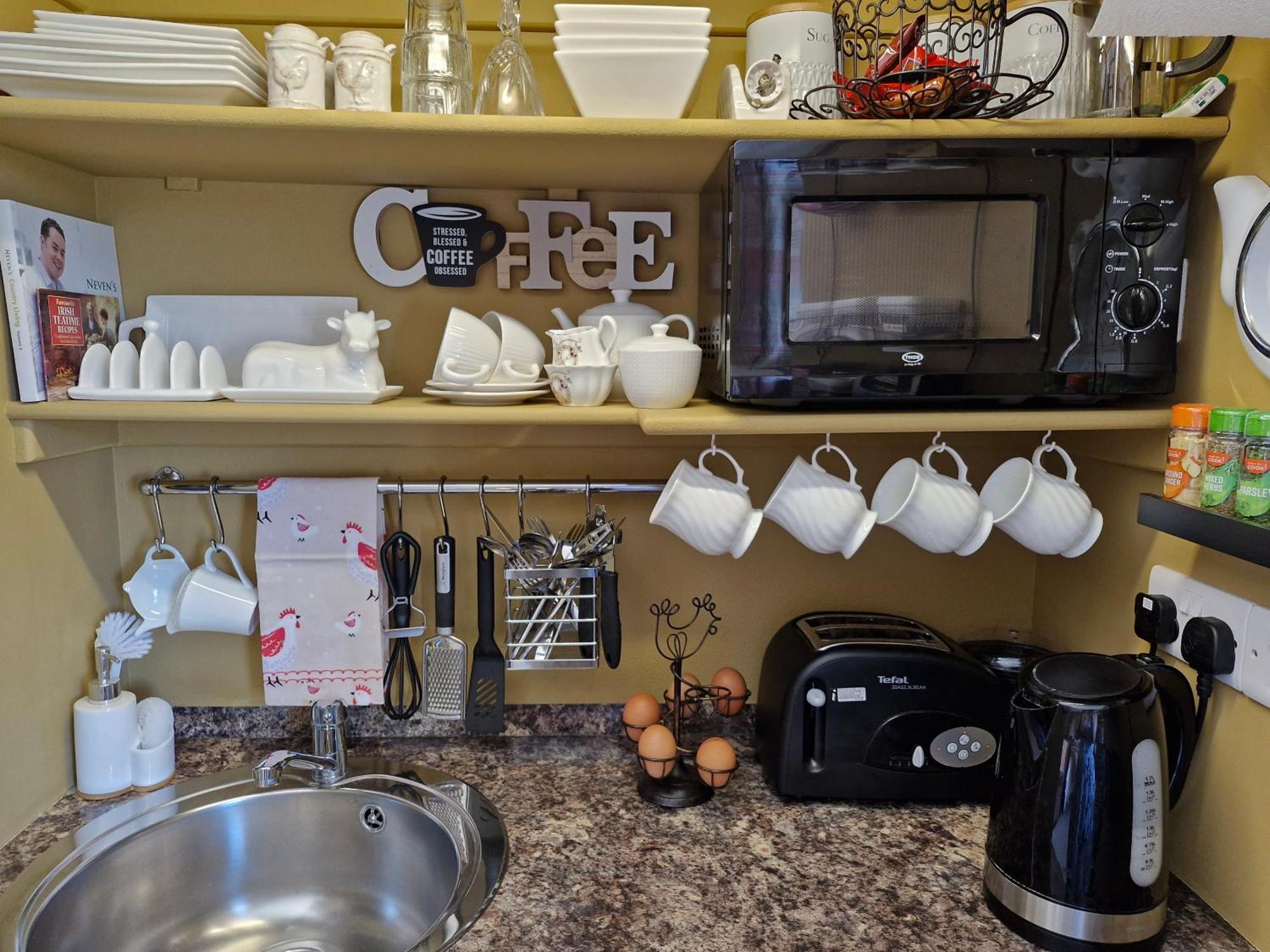 The Brown Hen Guest Accommodation 밴던 외부 사진